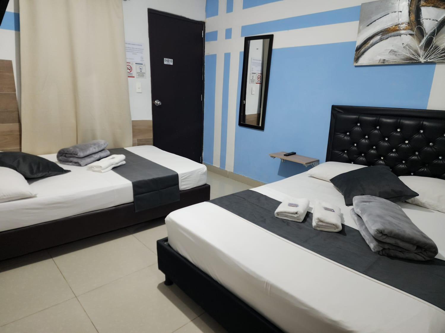 Hotel Medellin Calasanz Экстерьер фото