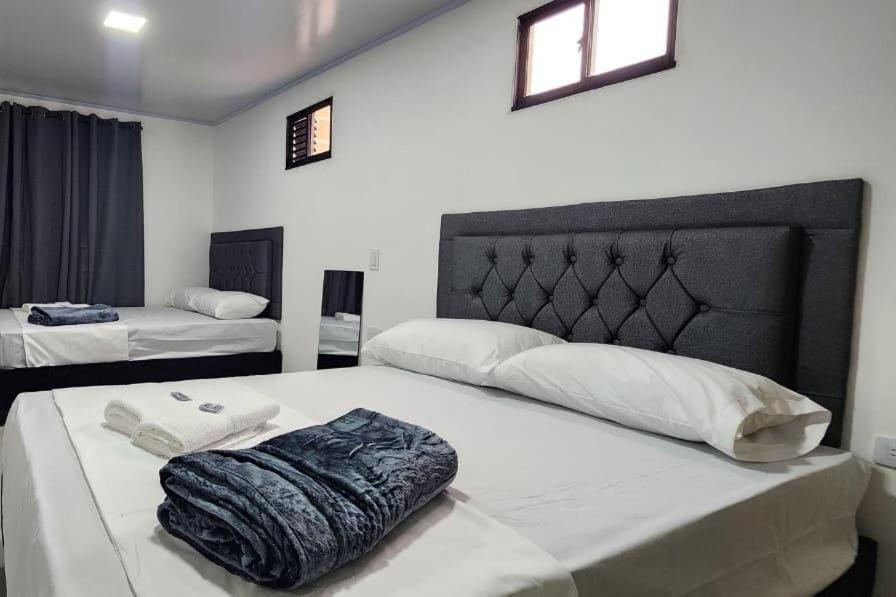 Hotel Medellin Calasanz Экстерьер фото