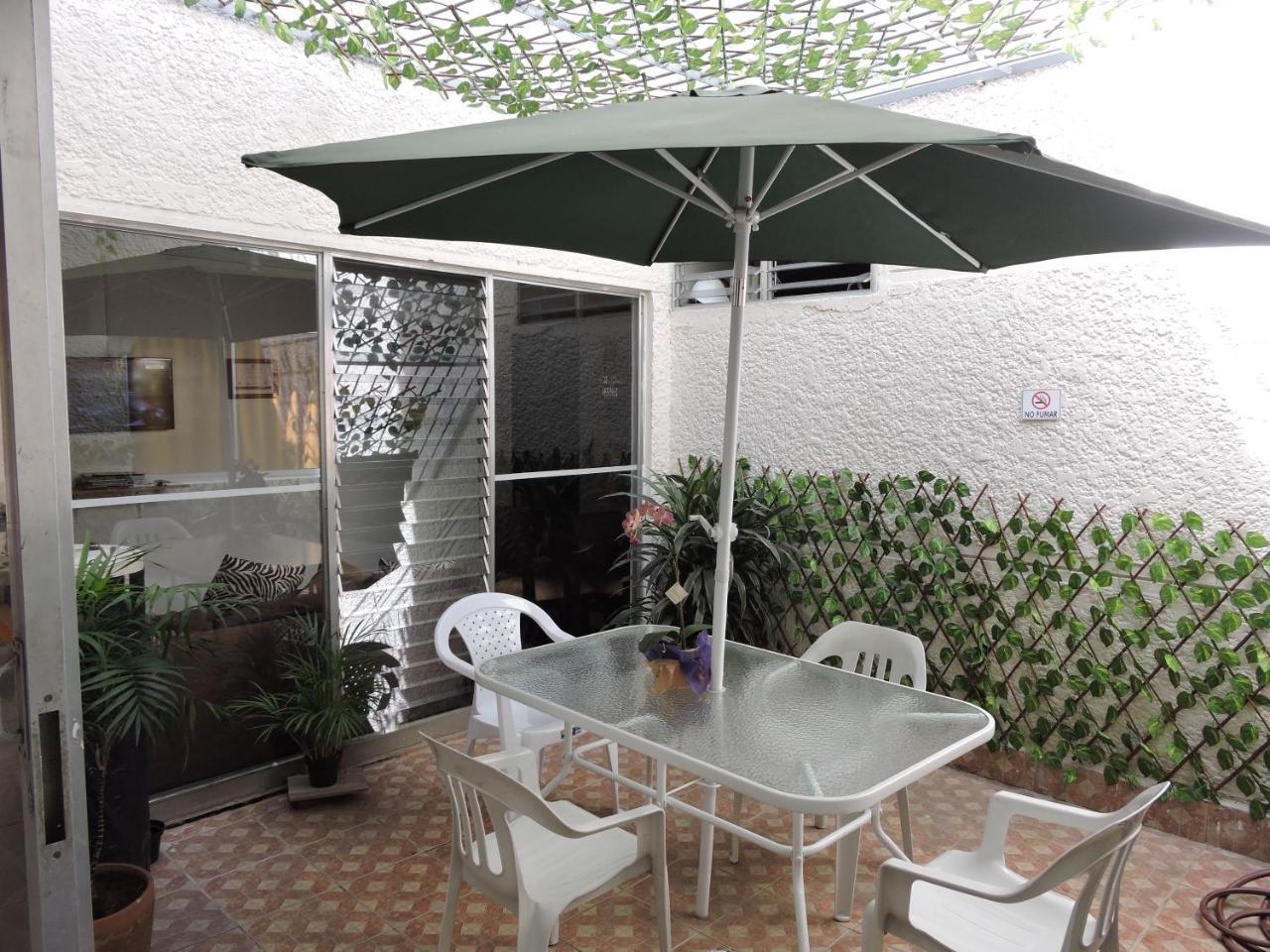 Hotel Medellin Calasanz Экстерьер фото